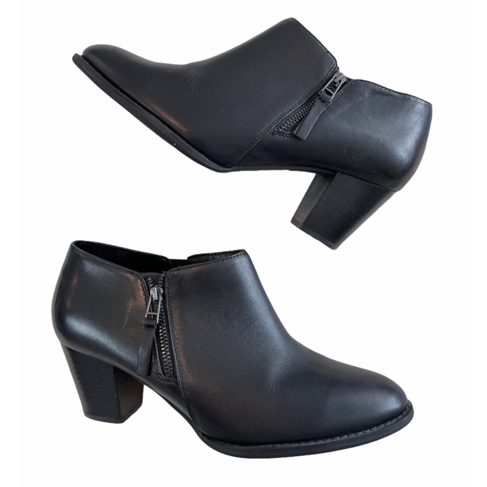 Vionic Orthaheel Taber Block Heel Booties - Picture 5 of 16
